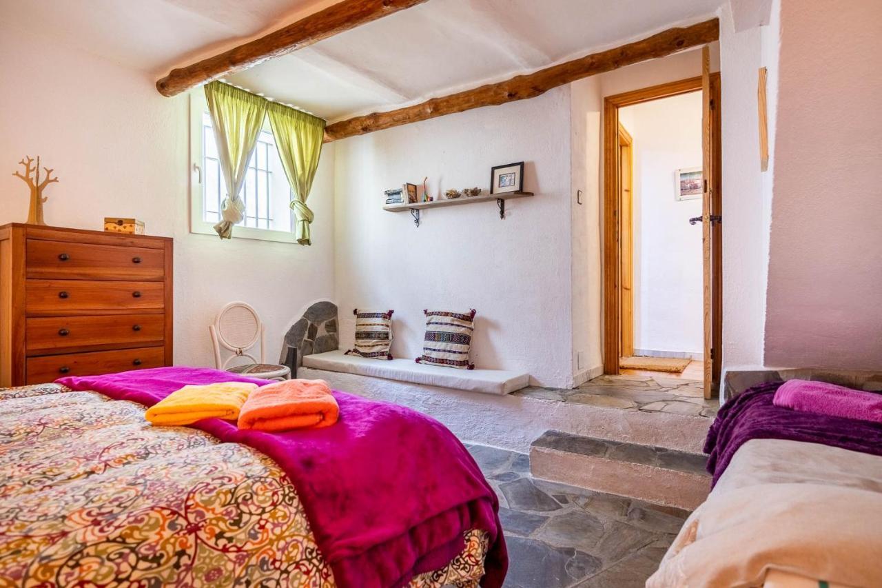 Rural Cuatro Estaciones Country house Capileira